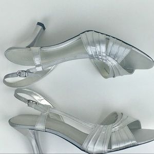 Liz Claiborne Silver Heels